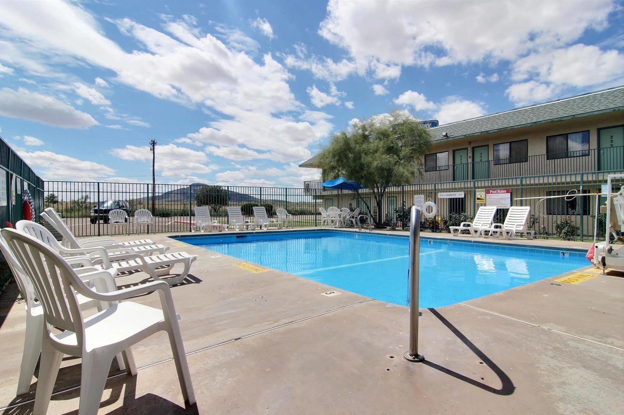 Motel 6-Tucumcari, Nm エクステリア 写真